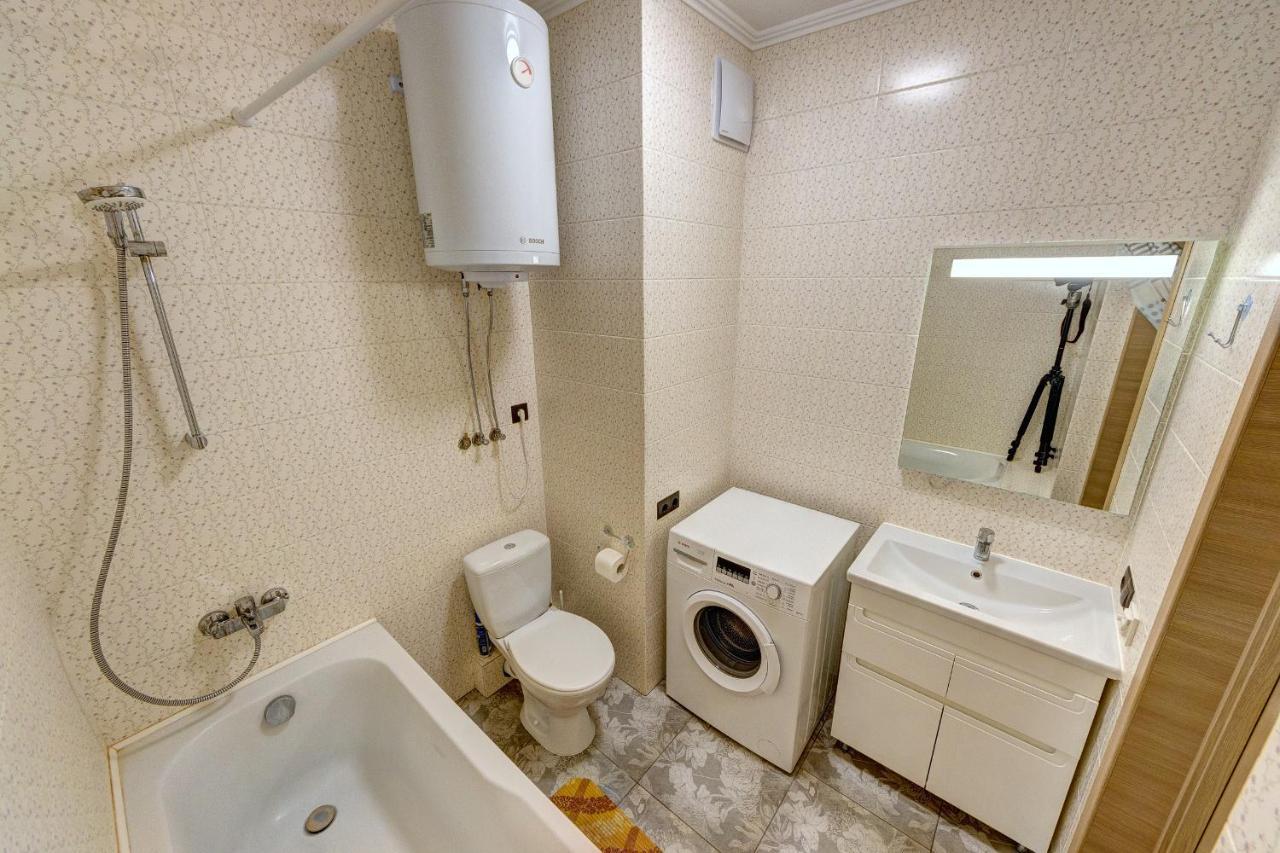 Apartments Near Ukraina Shopping Mall Kyiv Exterior foto